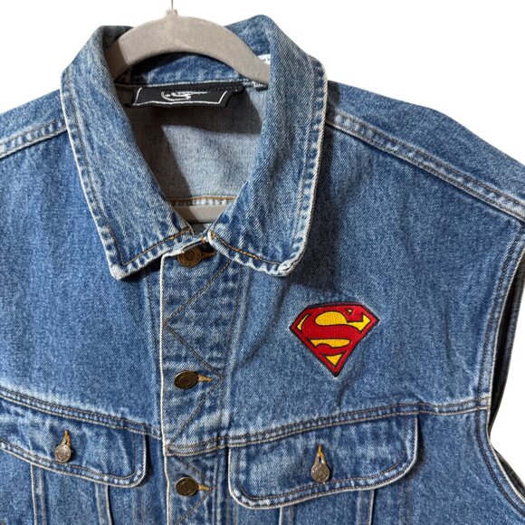 Vintage DC Superman Denim Vest Medium Mens Embroidered Man Of Steel Design - Picture 2 of 7
